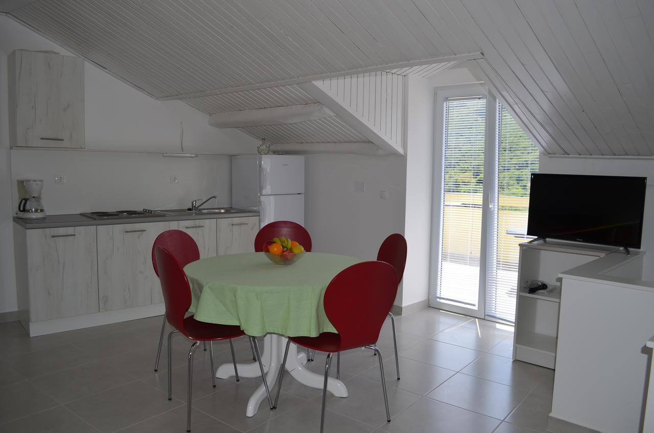 Apartments Petar Draga Bašćanska المظهر الخارجي الصورة